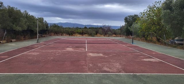 4 soverom Villa til salgs i Els Reguers, Tortosa med garasje - € 350 000 (Ref: 9229033)