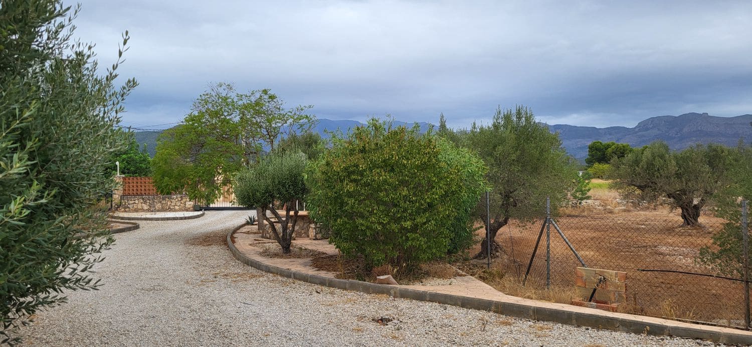 4 soverom Villa til salgs i Els Reguers med garasje - € 350 000 (Ref: 9229033)