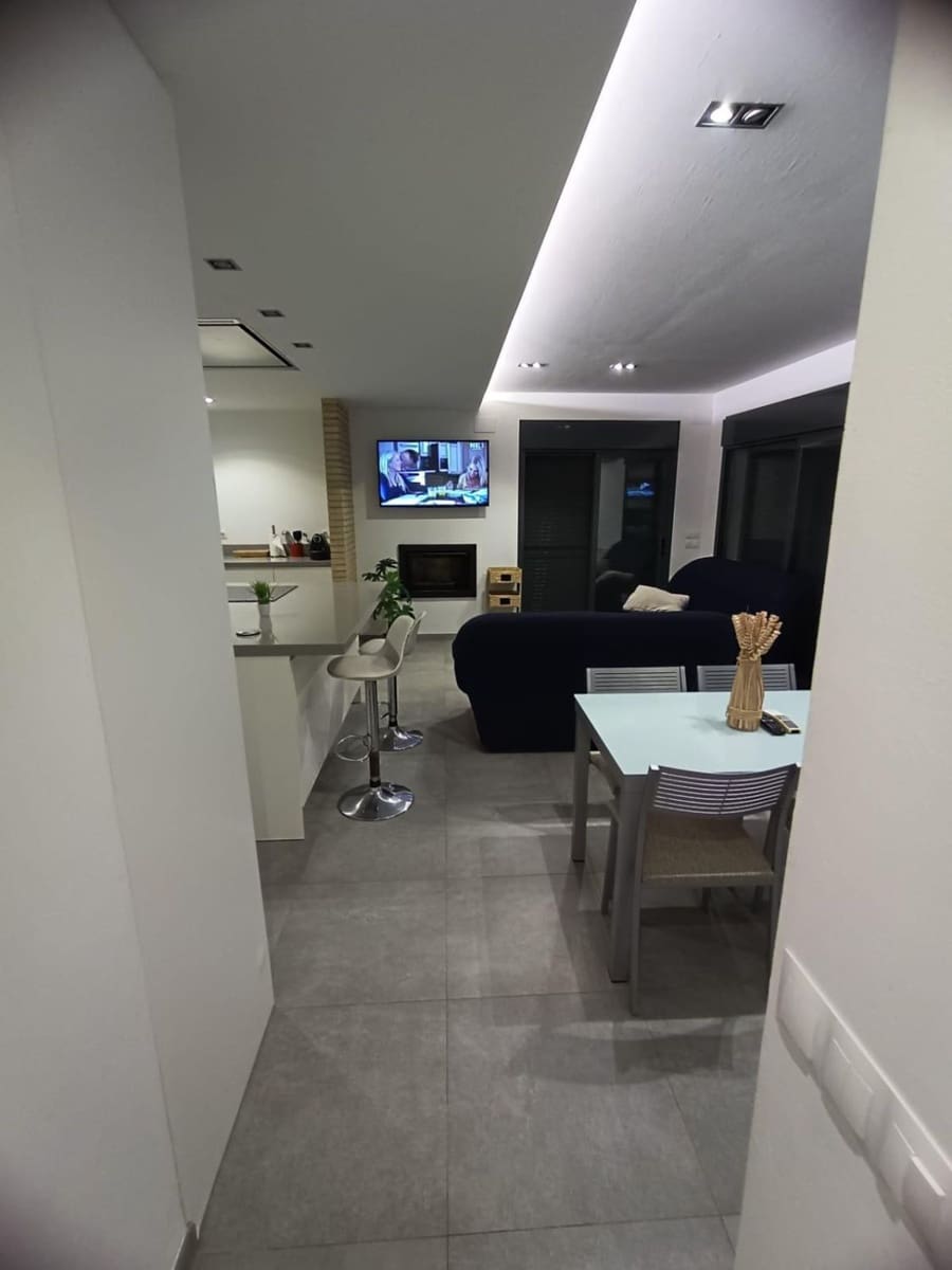 3 sypialnia Willa na sprzedaż w Aldover z garażem - 240 000 € (Ref: 9257613)