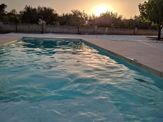 3 sypialnia Willa na sprzedaż w Aldover z garażem - 240 000 € (Ref: 9257613)