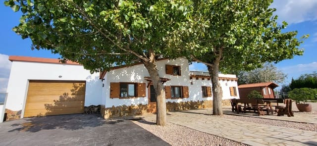 2 bedroom Villa for sale in Deltebre with garage - € 350,000 (Ref: 9335499)