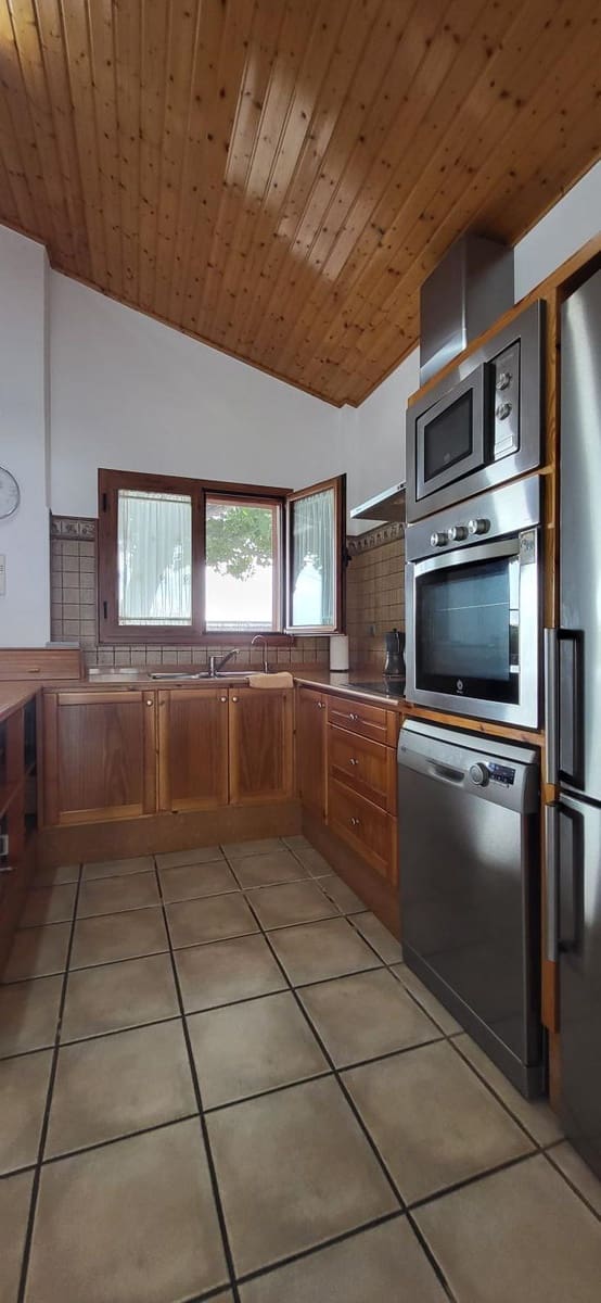 2 slaapkamer Villa te koop in Deltebre met garage - € 310.000 (Ref: 9504045)