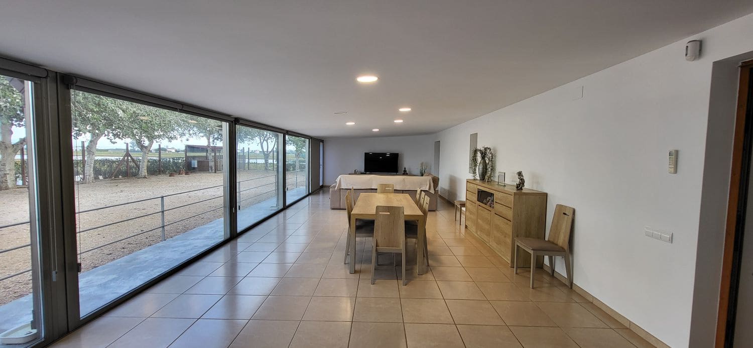 2 slaapkamer Villa te koop in Deltebre met garage - € 310.000 (Ref: 9504045)