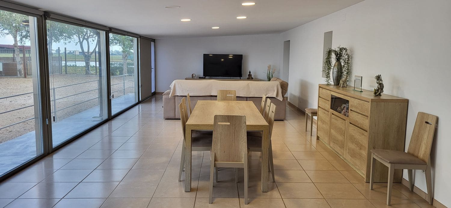 2 slaapkamer Villa te koop in Deltebre met garage - € 310.000 (Ref: 9504045)