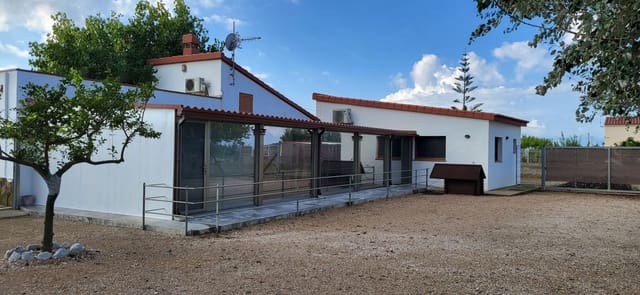 2 slaapkamer Villa te koop in Deltebre met garage - € 310.000 (Ref: 9504045)