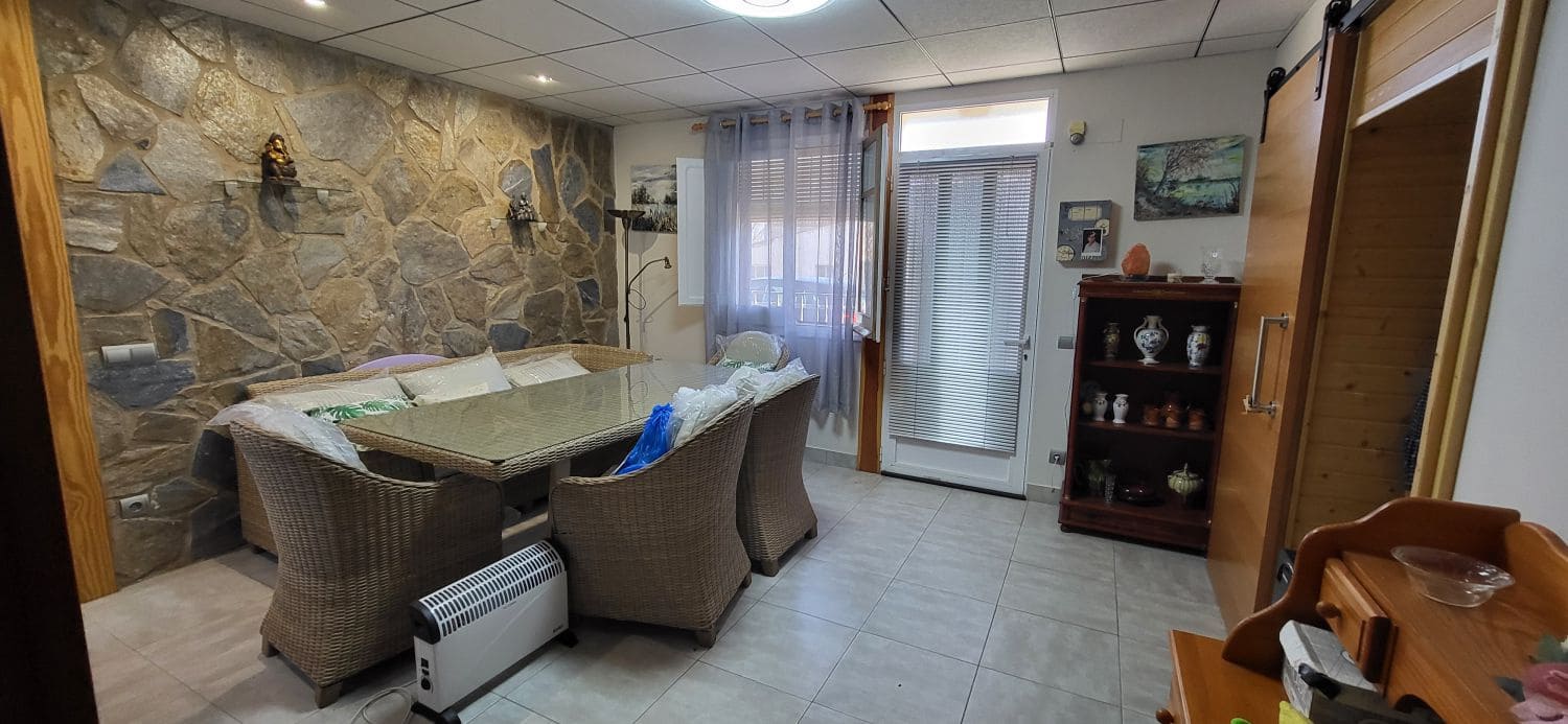 3 soverom Hus til salgs i Els Reguers - € 125 000 (Ref: 9564855)