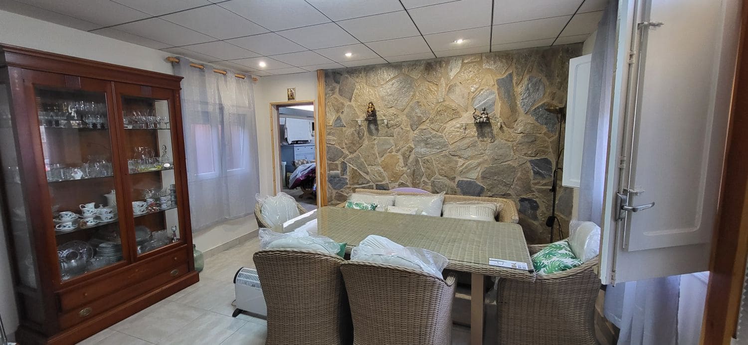 3 soverom Hus til salgs i Els Reguers - € 125 000 (Ref: 9564855)