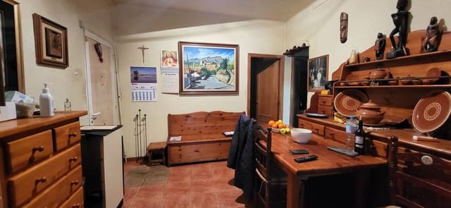 2 quarto Moradia para venda em Tortosa com garagem - 144 000 € (Ref: 9615223)