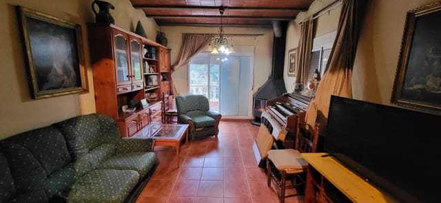 2 quarto Moradia para venda em Tortosa com garagem - 144 000 € (Ref: 9615223)