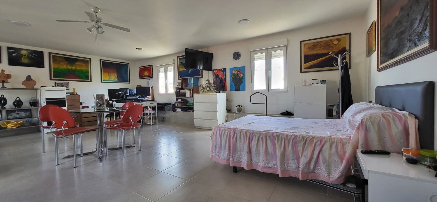 4 soveværelse Byhus til salg i Sant Jaume d'Enveja med garage - € 176.200 (Ref: 9828981)