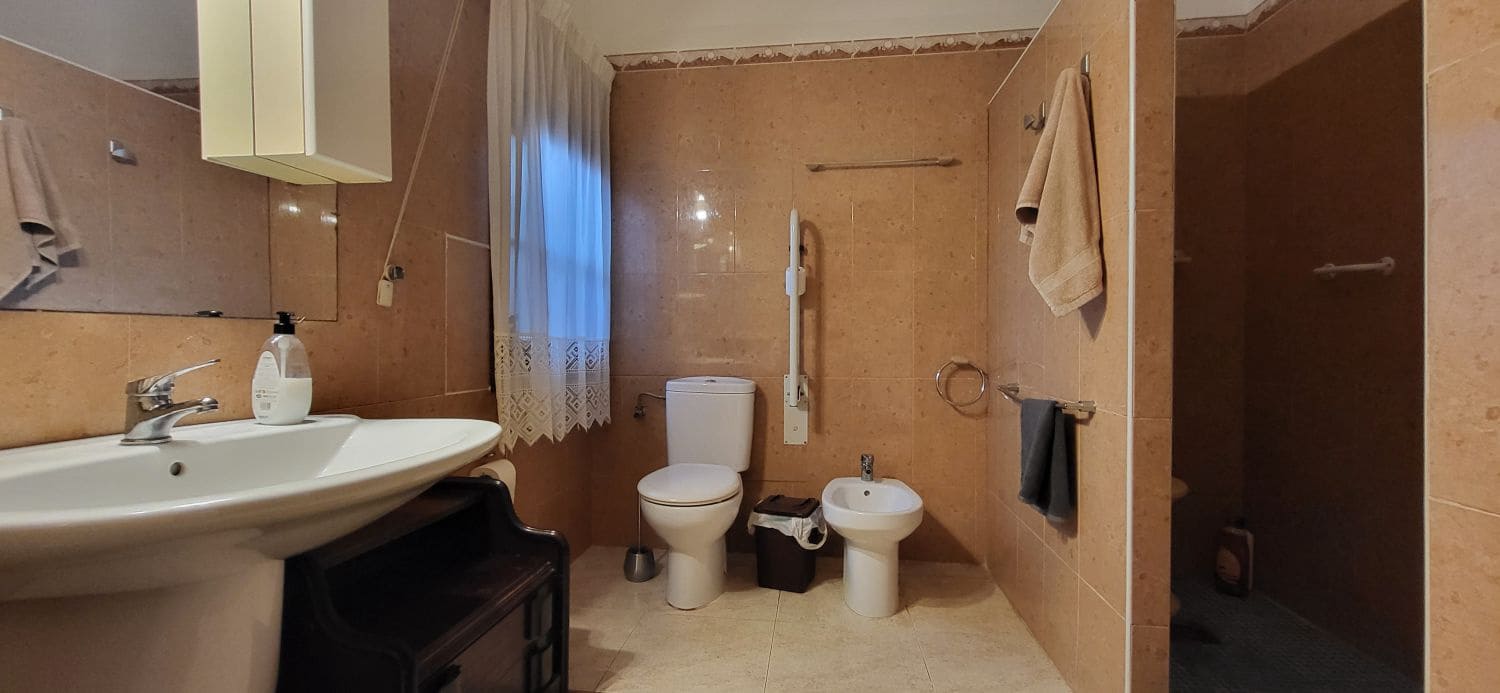 4 soveværelse Byhus til salg i Sant Jaume d'Enveja med garage - € 176.200 (Ref: 9828981)