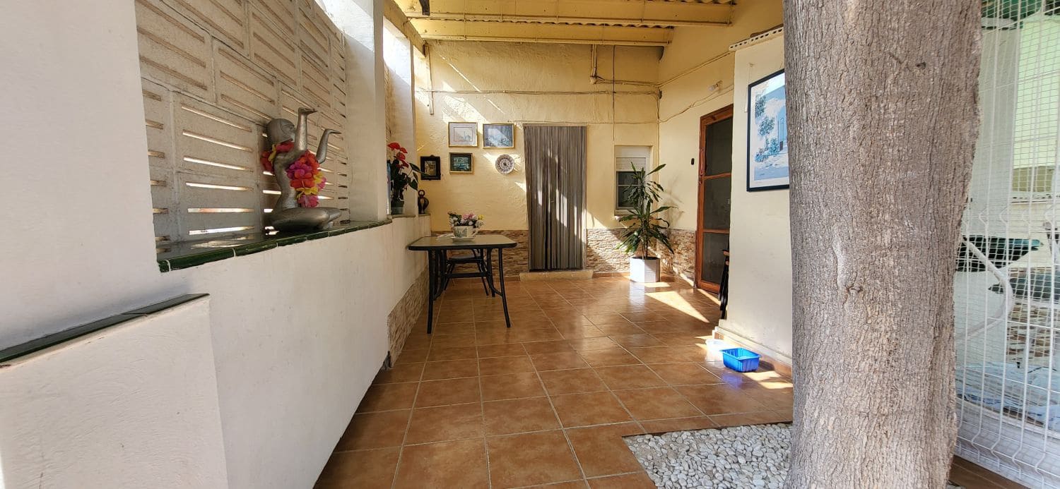 4 soveværelse Byhus til salg i Sant Jaume d'Enveja med garage - € 176.200 (Ref: 9828981)