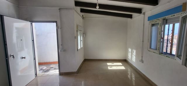 2 makuuhuone Omakotitalo myytävänä paikassa Tortosa - 90 000 € (Ref: 9833572)