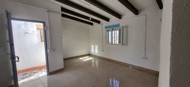 2 makuuhuone Omakotitalo myytävänä paikassa Tortosa - 90 000 € (Ref: 9833572)
