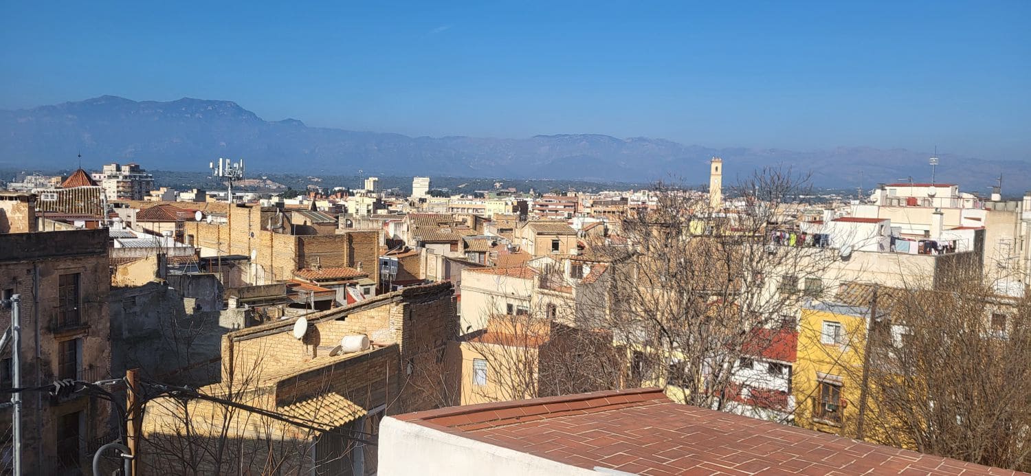 2 bedroom Townhouse for sale in Tortosa - € 90,000 (Ref: 9833572)