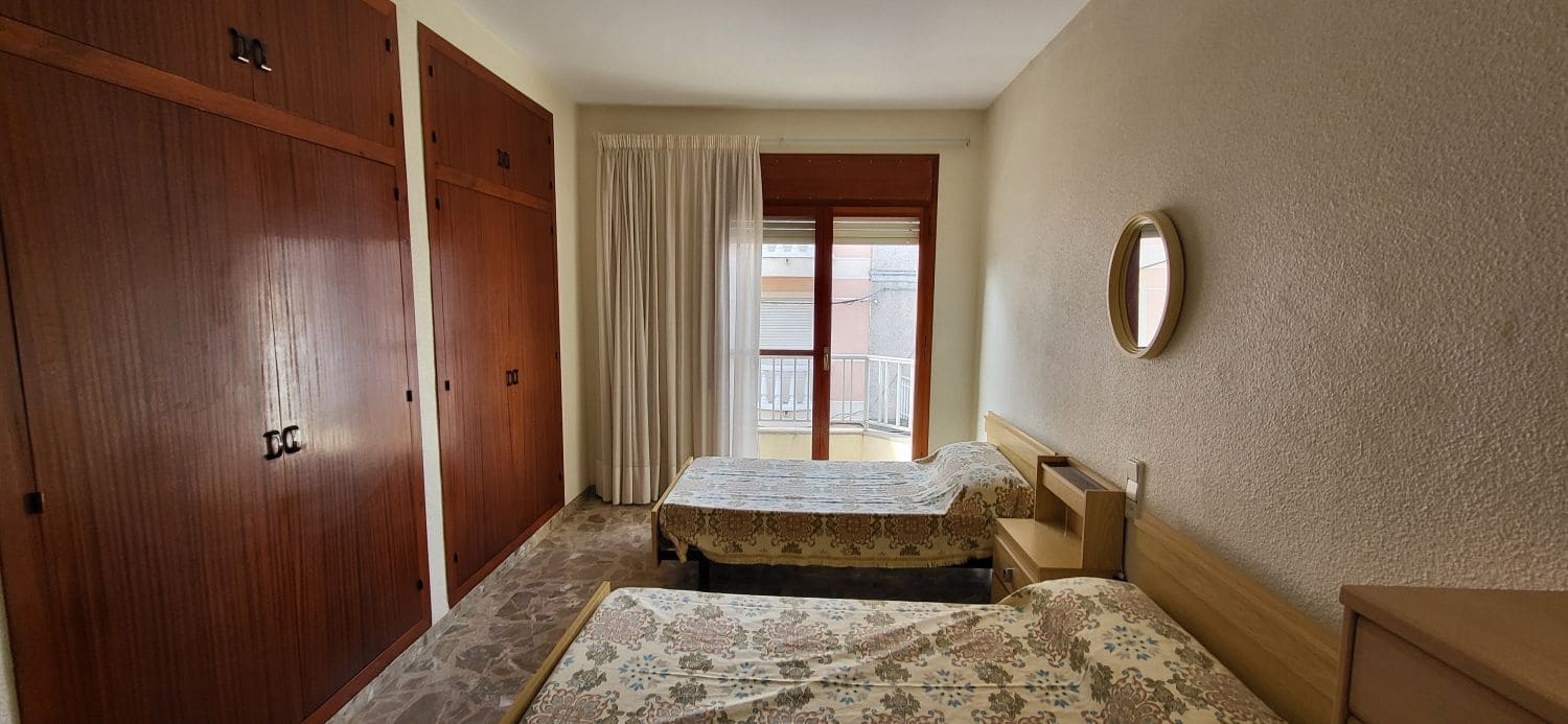5 sypialnia Dom na sprzedaż w L'Aldea z garażem - 227 000 € (Ref: 9859844)