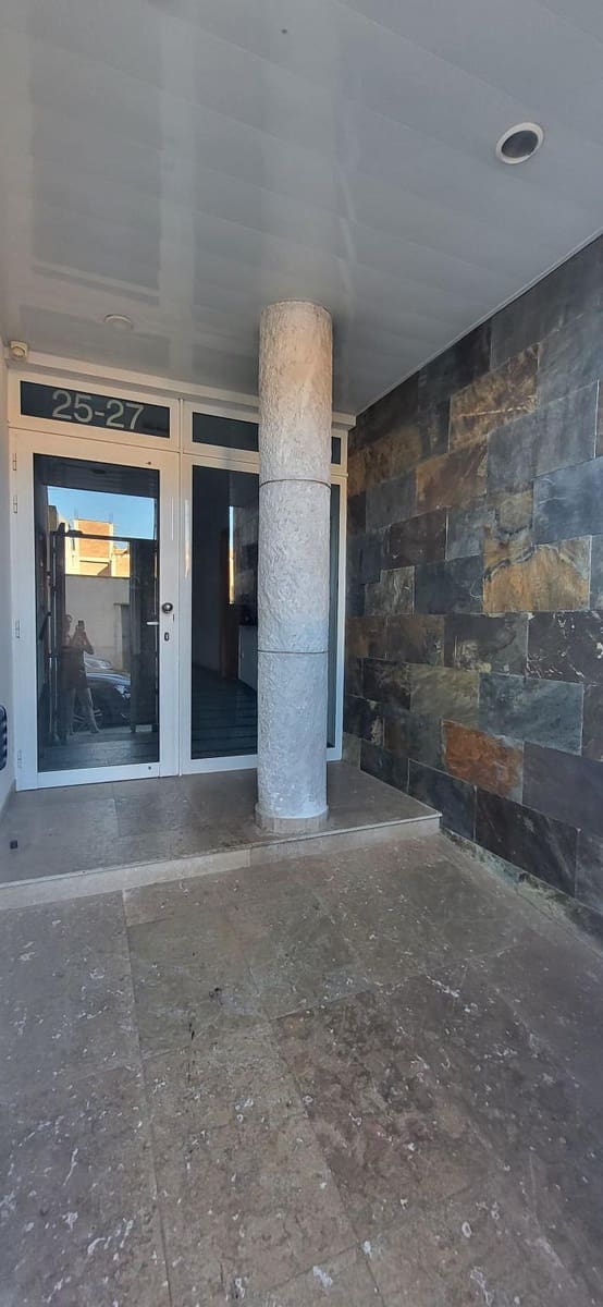 2 bedroom Apartment for sale in Camarles with garage - € 94,900 (Ref: 9865063)