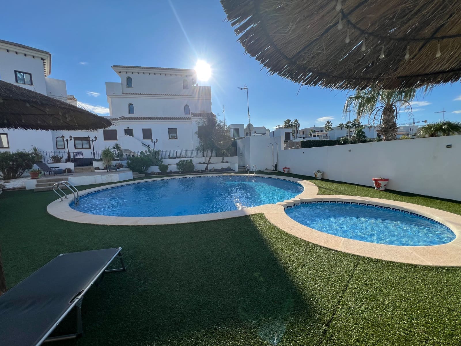 2 bedroom Semi-detached Villa for sale in Algorfa with pool garage - € 247,950 (Ref: 10167139)