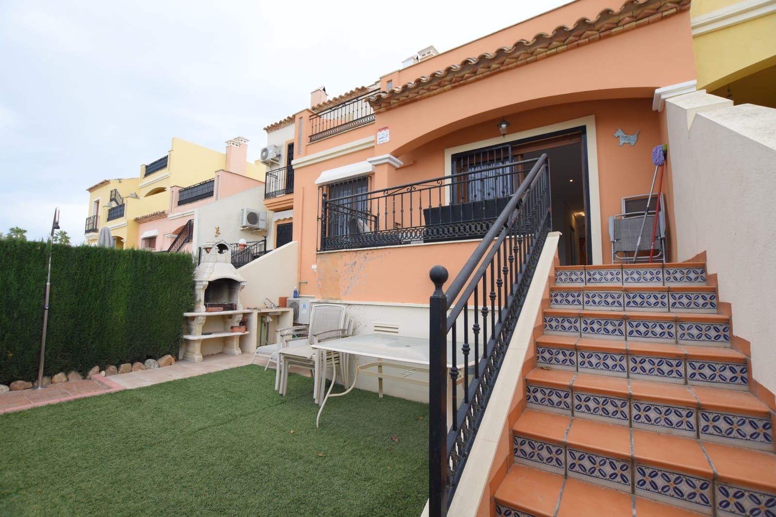 3 bedroom Townhouse for sale in Algorfa with pool - € 195,000 (Ref: 8037760)