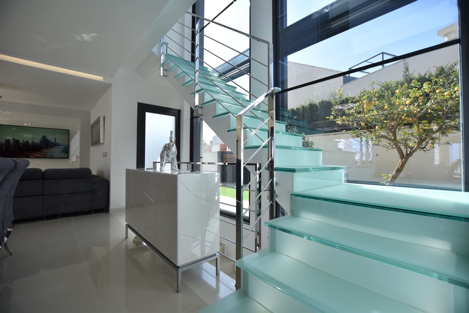 5 Zimmer Villa zu verkaufen in San Miguel de Salinas mit Pool - 995.000 € (Ref: 8802511)