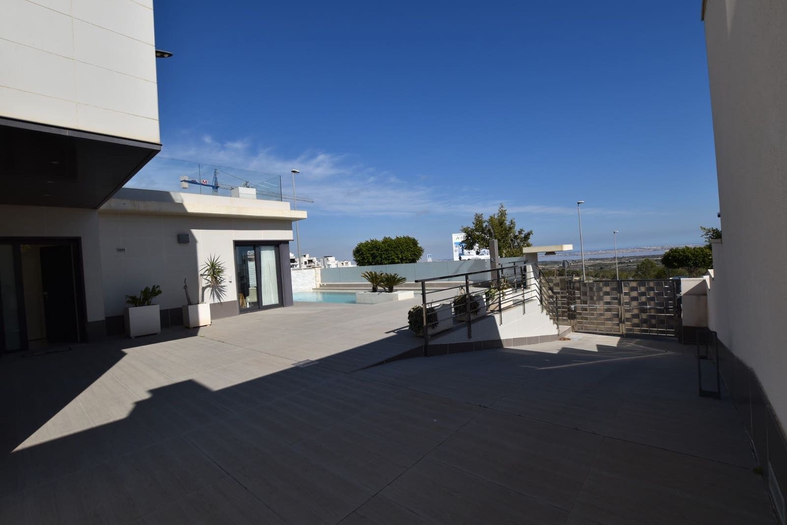 5 Zimmer Villa zu verkaufen in San Miguel de Salinas mit Pool - 995.000 € (Ref: 8802511)