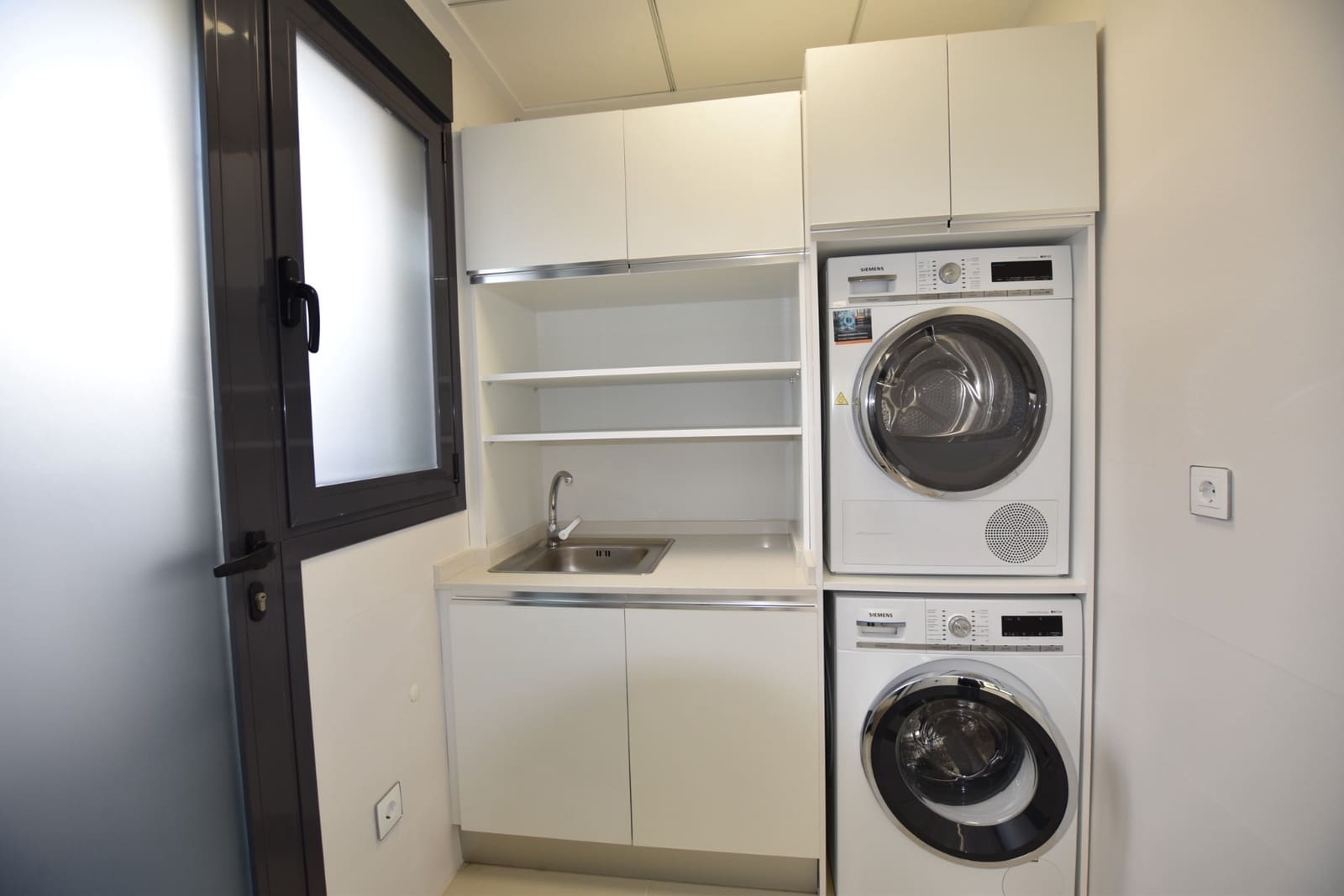 5 Zimmer Villa zu verkaufen in San Miguel de Salinas mit Pool - 995.000 € (Ref: 8802511)