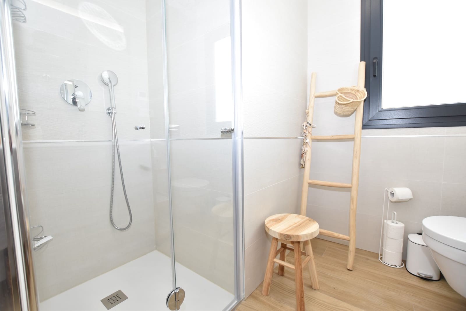 2 slaapkamer Appartement te koop in Los Balcones met zwembad garage - € 299.995 (Ref: 9168257)