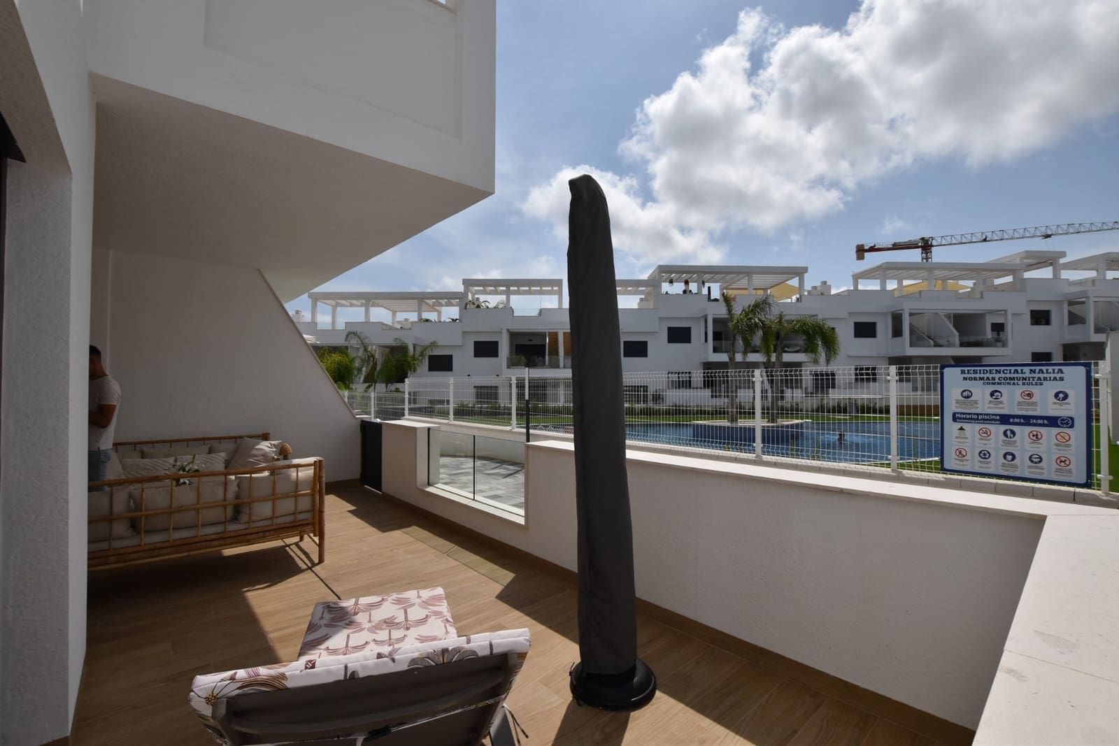 2 slaapkamer Appartement te koop in Los Balcones met zwembad garage - € 299.995 (Ref: 9168257)