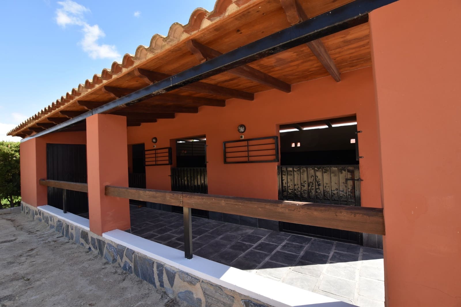 6 slaapkamer Villa te koop in Heredades met zwembad - € 650.000 (Ref: 9270610)