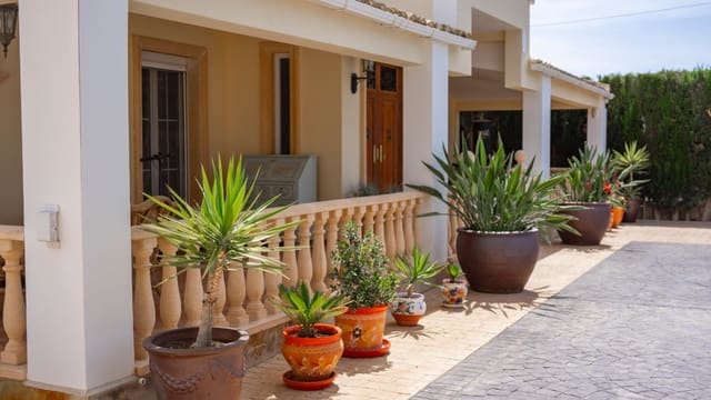 6 bedroom Villa for sale in Heredades, Almoradí with pool - € 650,000 (Ref: 9270610)