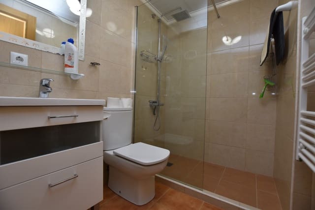 Apartamento de 2 habitaciones en Algorfa en venta con piscina - 129.999 € (Ref: 9348486)