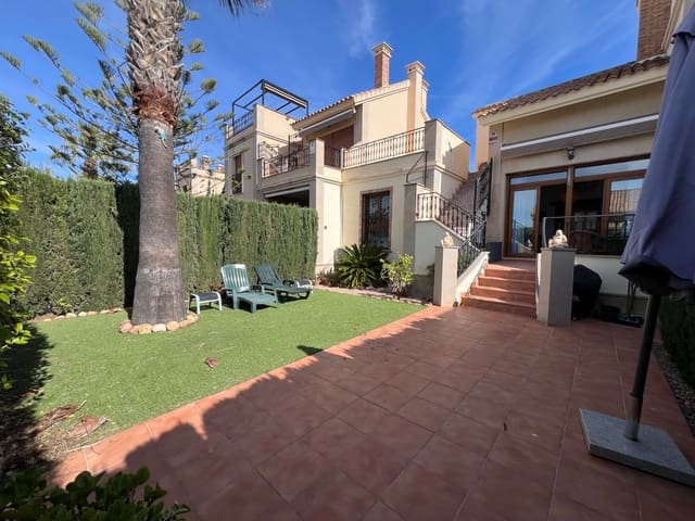 Bungalow de 2 habitaciones en Algorfa en venta - 215.000 € (Ref: 9614100)