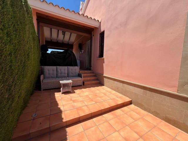 3 soverom Villa til salgs i Algorfa med svømmebasseng garasje - € 495 000 (Ref: 9861019)
