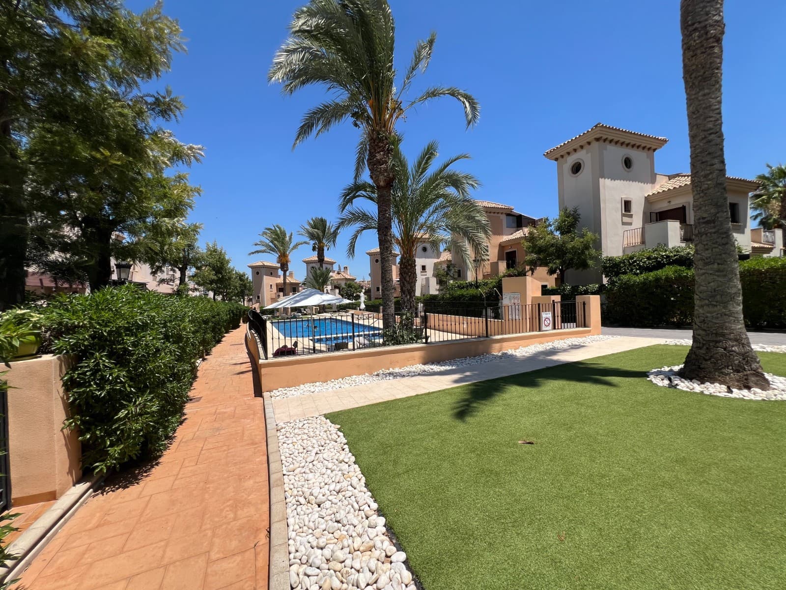 Chalet de 3 habitaciones en Algorfa en venta con piscina - 235.000 € (Ref: 9946747)