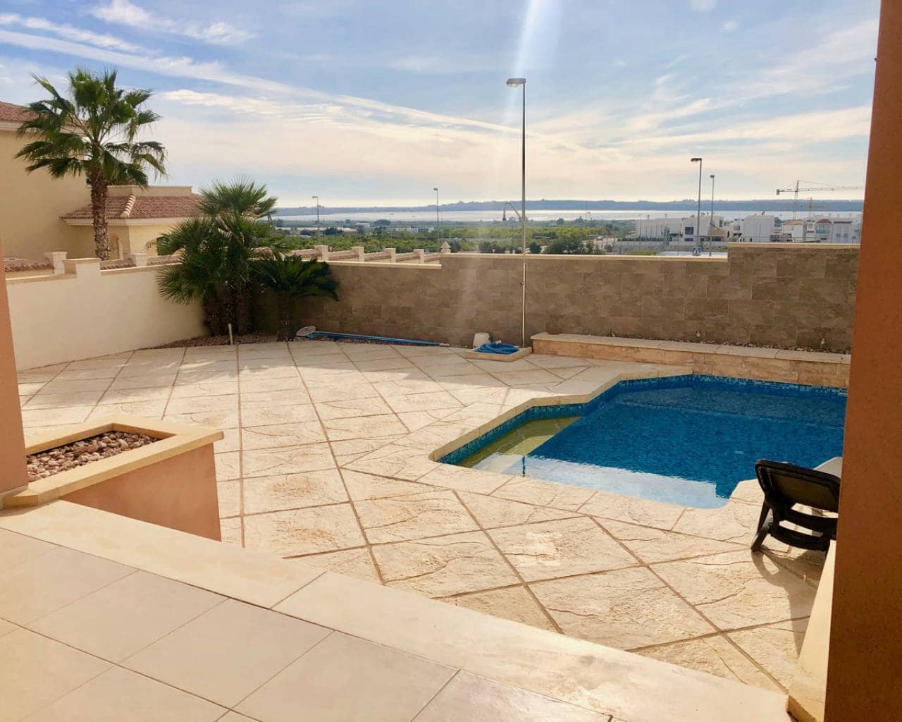 4 slaapkamer Villa te koop in Ciudad Quesada met zwembad - € 470.000 (Ref: 9991831)