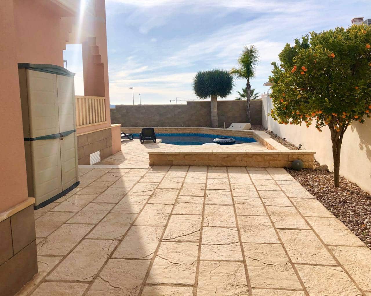 4 slaapkamer Villa te koop in Ciudad Quesada met zwembad - € 470.000 (Ref: 9991831)