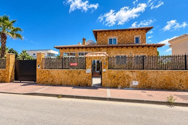 6 bedroom Villa for sale in La Escuera, San Fulgencio with pool - € 599,999 (Ref: 9999445)