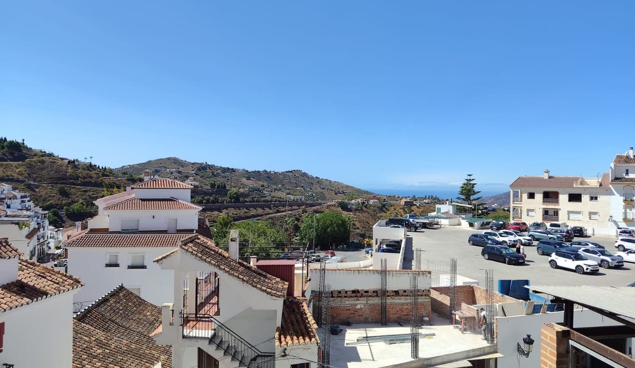 Ufficio in vendita in Competa - 55.000 € (Rif: 10034379)