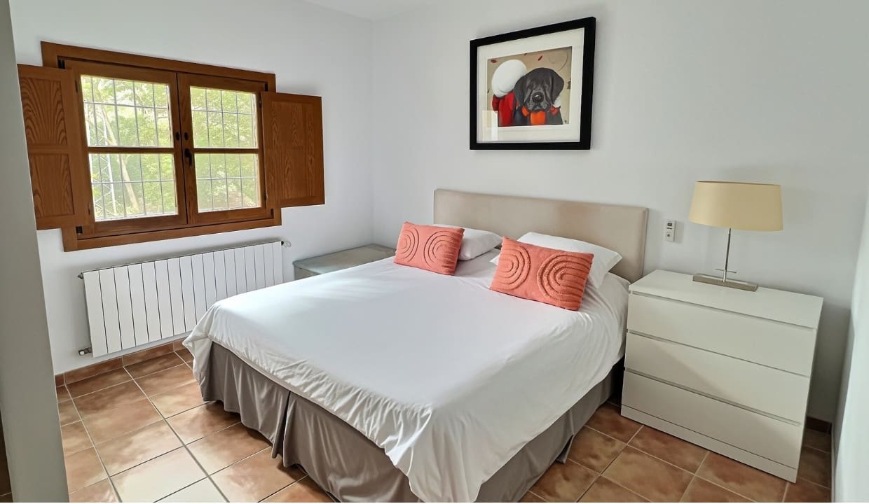 Chalet de 3 habitaciones en Cómpeta en venta con garaje - 349.500 € (Ref: 10060213)