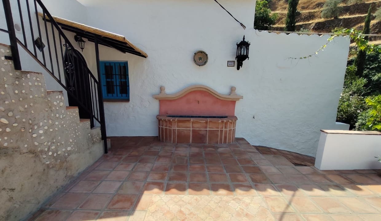 3 soverom Villa til salgs i Canillas de Albaida med svømmebasseng garasje - € 395 000 (Ref: 10062523)