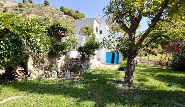 3 soverom Villa til salgs i Canillas de Albaida med svømmebasseng garasje - € 395 000 (Ref: 10062523)