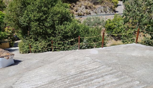 3 soverom Villa til salgs i Canillas de Albaida med svømmebasseng garasje - € 395 000 (Ref: 10062523)