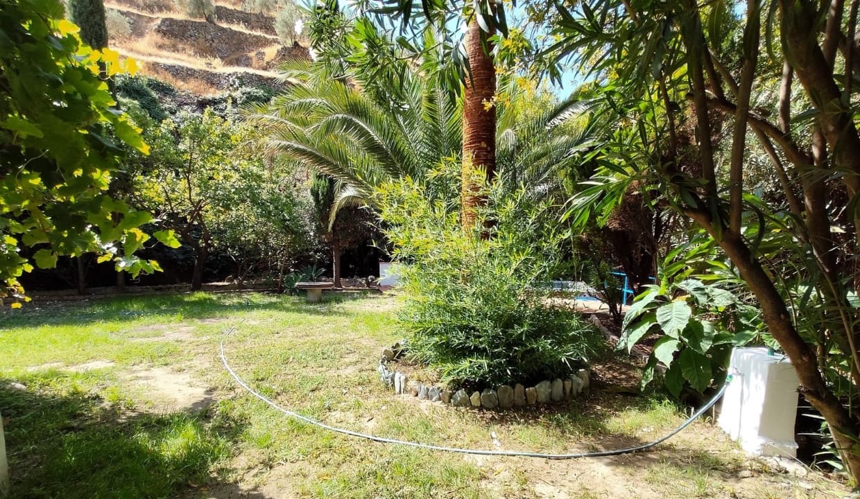 3 soverom Villa til salgs i Canillas de Albaida med svømmebasseng garasje - € 395 000 (Ref: 10062523)
