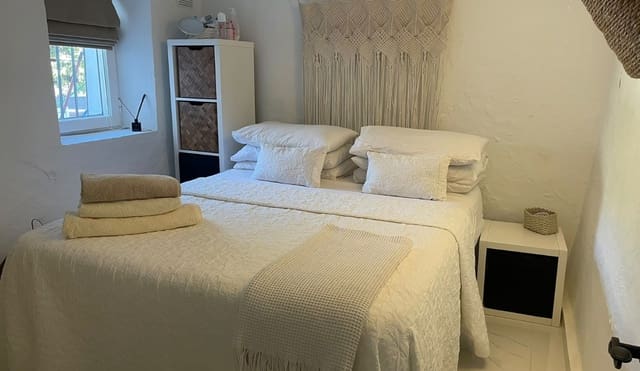2 makuuhuone Maalaistalo myytävänä paikassa Cómpeta mukana uima-altaan - 230 000 € (Ref: 10120275)