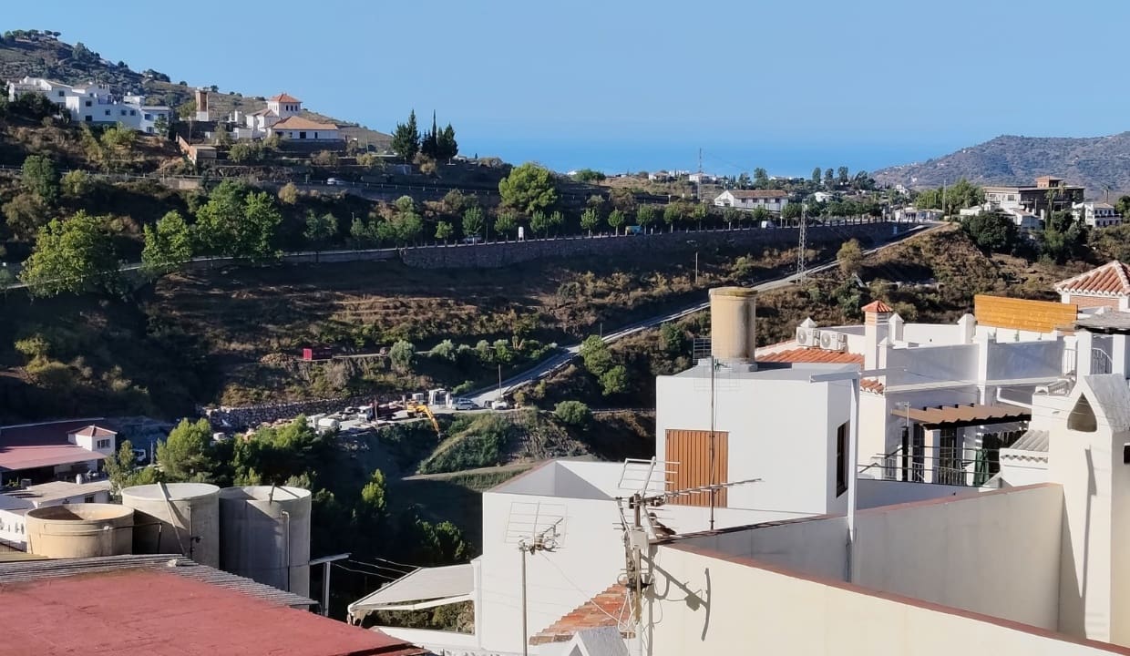 2 bedroom Townhouse for rent in Competa - € 600 (Ref: 10120507)
