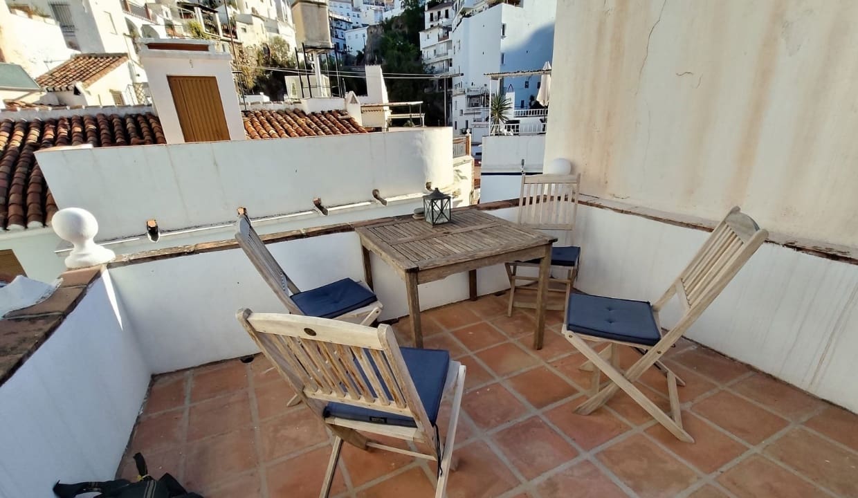 2 bedroom Townhouse for rent in Competa - € 600 (Ref: 10120507)