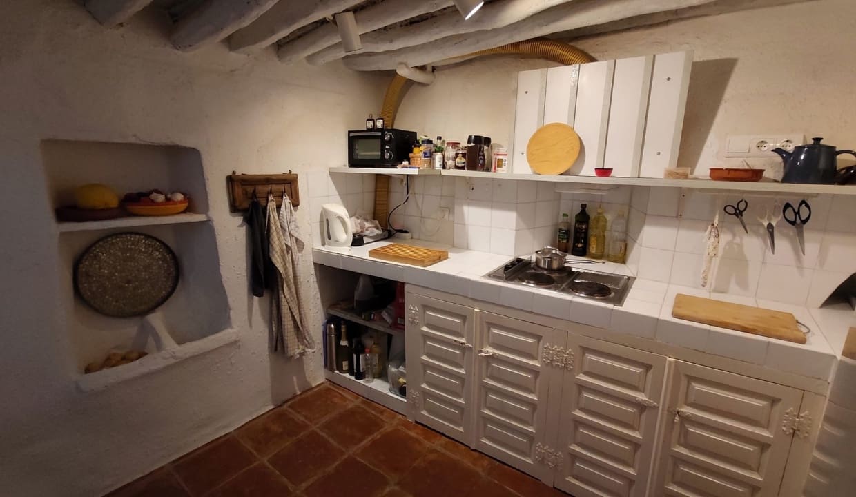 2 bedroom Townhouse for rent in Competa - € 600 (Ref: 10120507)