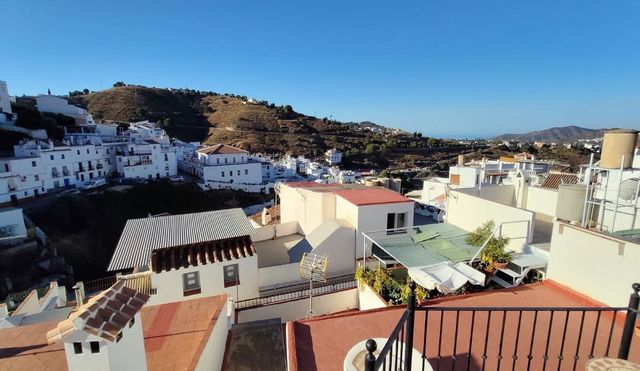 Maison de Ville de 2 chambres à louer à Cómpeta - 600 € (Ref: 10120507)