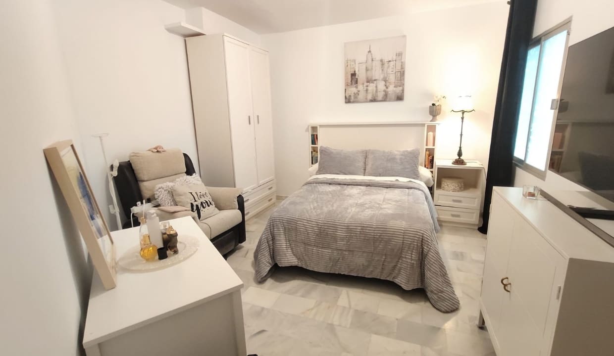 Casa de 4 habitaciones en Cómpeta en venta - 295.000 € (Ref: 10120542)