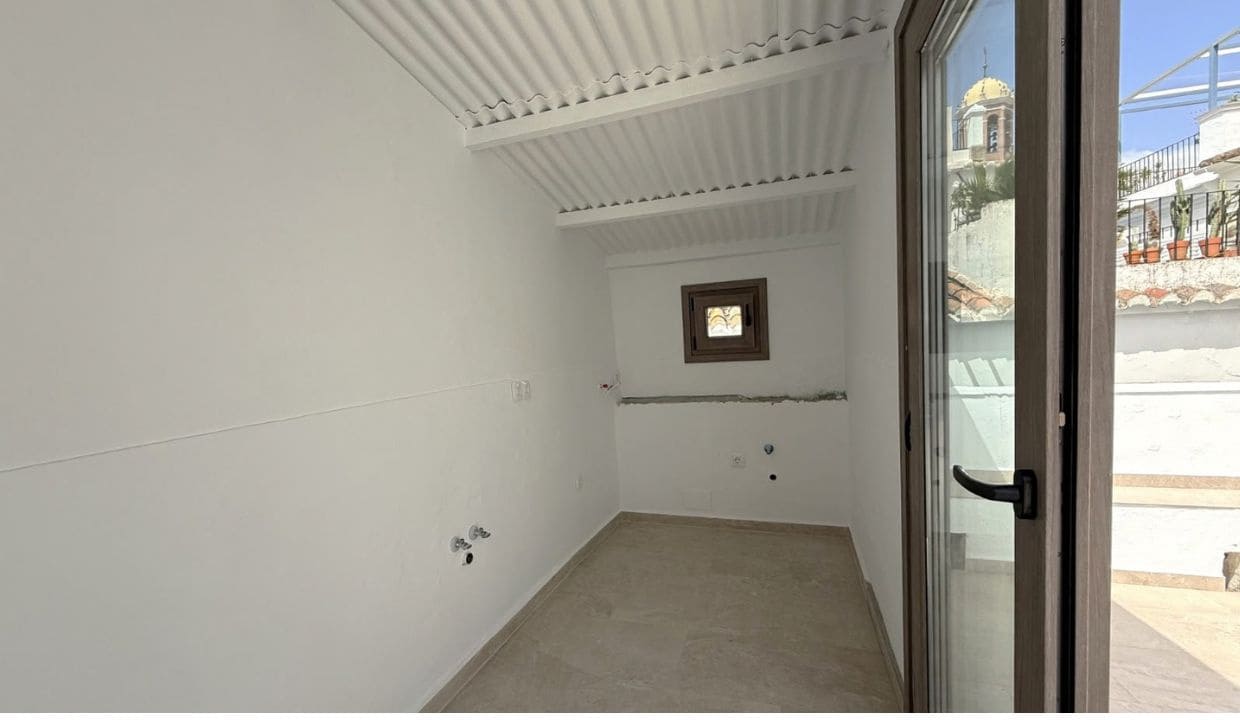 2 bedroom Townhouse for sale in Competa - € 289,000 (Ref: 10139960)